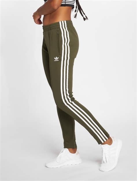 adidas olive grün joggingshose damen|Grüne adidas Damen Jogginghosen online kaufen .